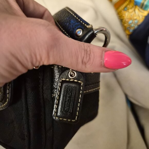 Coach mini hamptons turnlock bag OFFERS WELCOME! - Picture 4 of 5